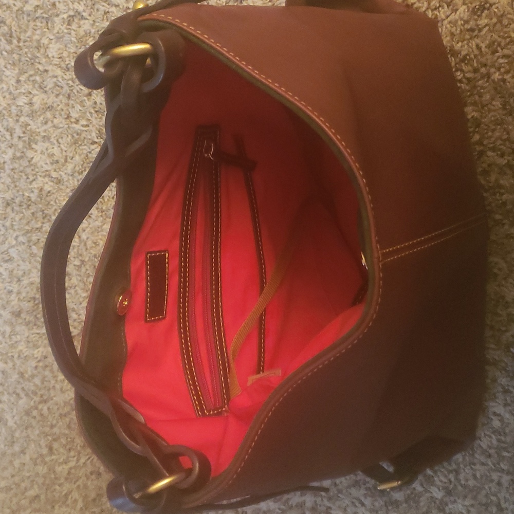 ❤Dooney & Burke Leather Bag (EUC) - Picture 2 of 16